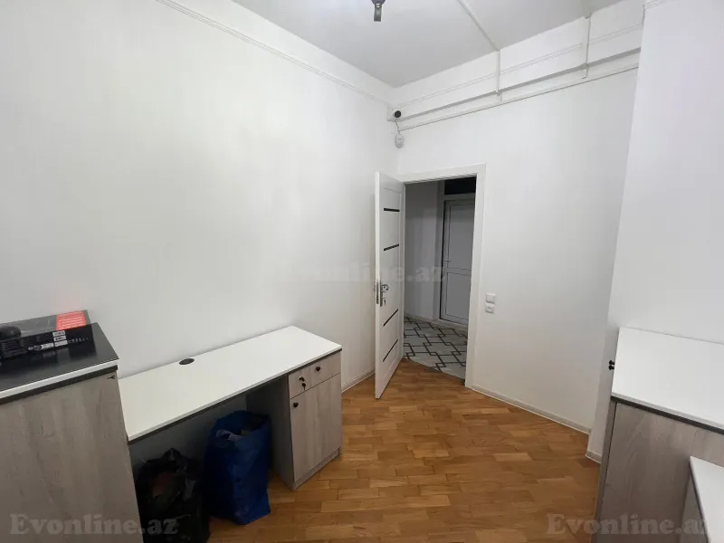 Kirayə verilir Ofis 180 m² Nəsimi r. - şəkil 12