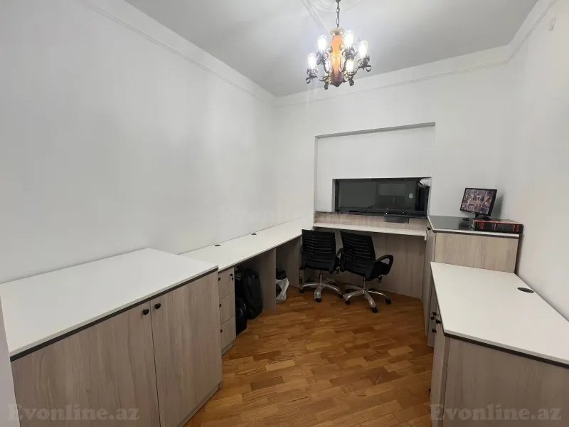 Kirayə verilir Ofis 180 m² Nəsimi r. - şəkil 17
