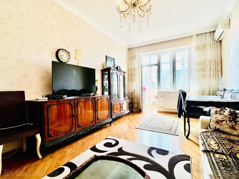 Satılır 2 otaqlı Mənzil Yeni tikili 78 m² Neftçilər m. - şəkil 2