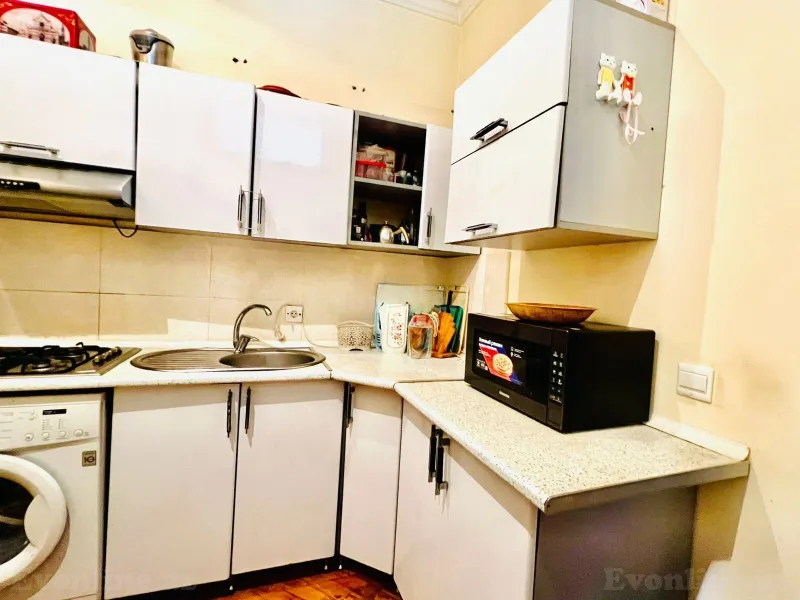 Satılır 2 otaqlı Mənzil Yeni tikili 78 m² Neftçilər m. - şəkil 9