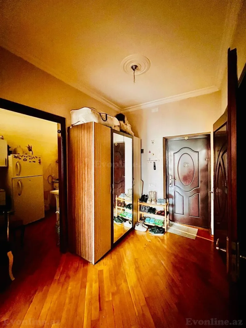 Satılır 2 otaqlı Mənzil Yeni tikili 78 m² Neftçilər m. - şəkil 16
