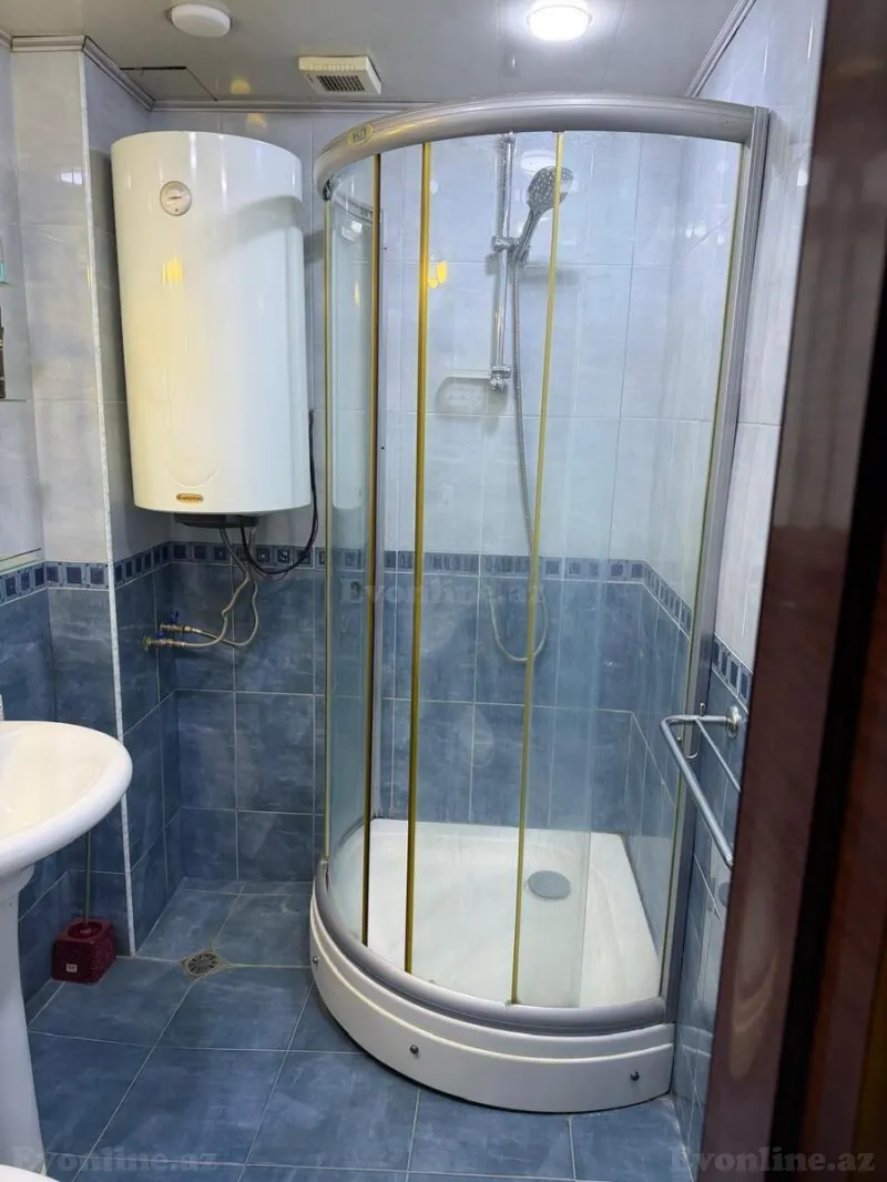 Satılır 3 otaqlı Mənzil Yeni tikili 70 m² Nizami m. - şəkil 15