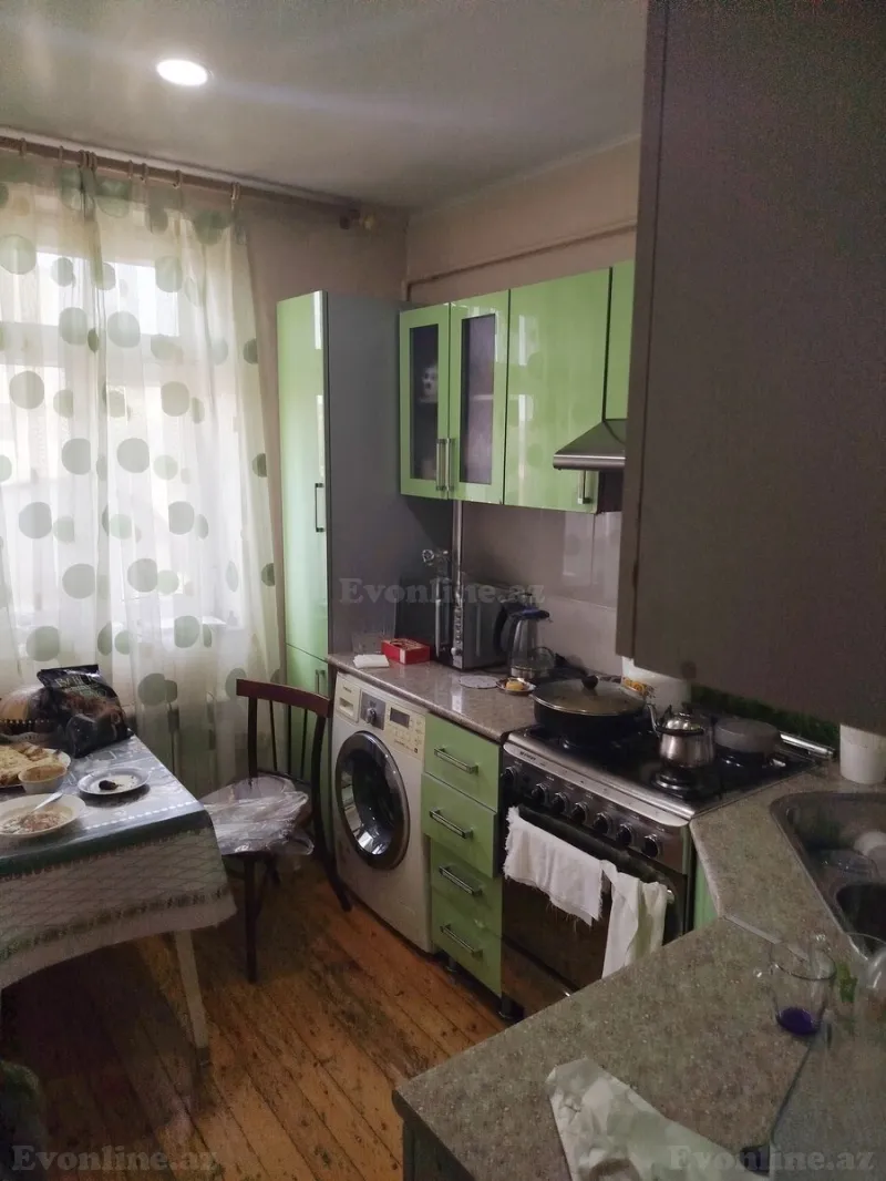 Satılır 4 otaqlı Mənzil Köhnə tikili 80 m² Avtovağzal m. - şəkil 14