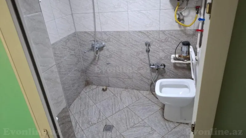 Kirayə verilir 1 otaqlı Mənzil Köhnə tikili 35 m² İnşaatçılar m. - şəkil 7