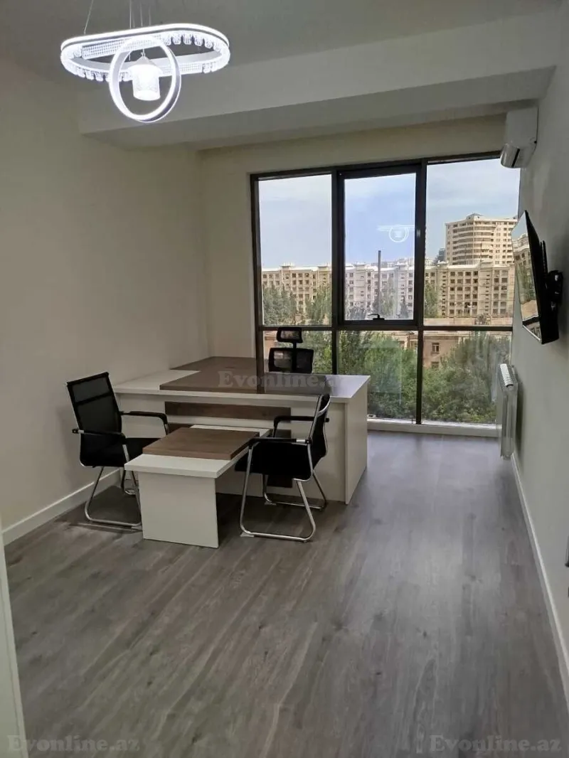 3 otaqlı Ofis 100 m² Nərimanov r. Kirayə verilir
