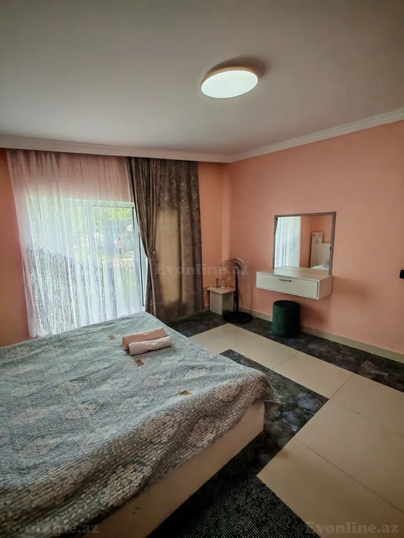 Kirayə verilir 4 otaqlı Həyət evi 150 m² Qəbələ - şəkil 14