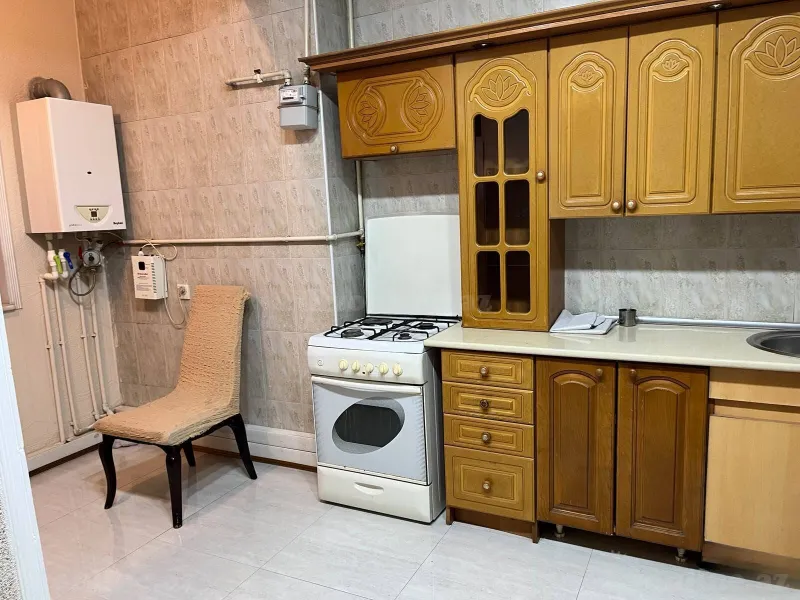 Kirayə verilir 2 otaqlı Mənzil Köhnə tikili 70 m² Nərimanov r. - şəkil 12