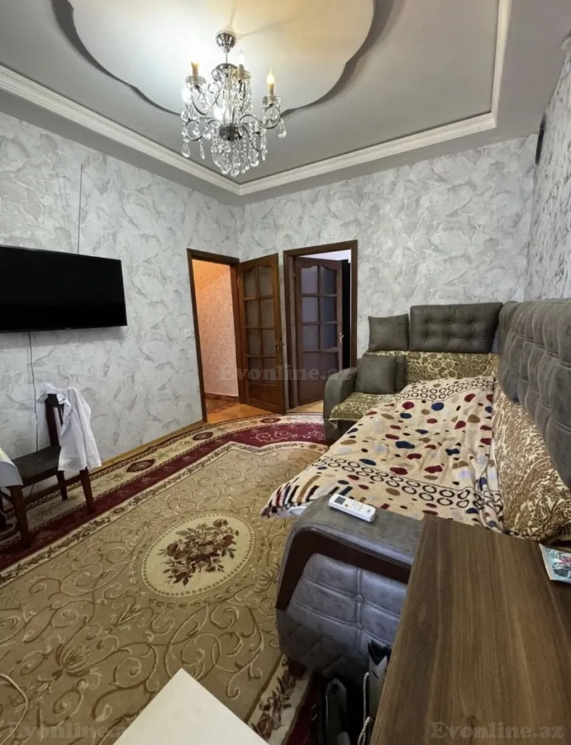 Kirayə verilir 2 otaqlı Mənzil Köhnə tikili 50 m² Memar Əcəmi m.