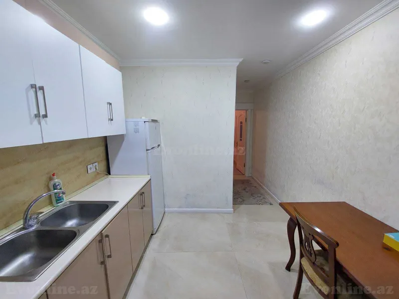Satılır 2 otaqlı Mənzil Köhnə tikili 40 m² 7-ci mikrorayon - şəkil 4