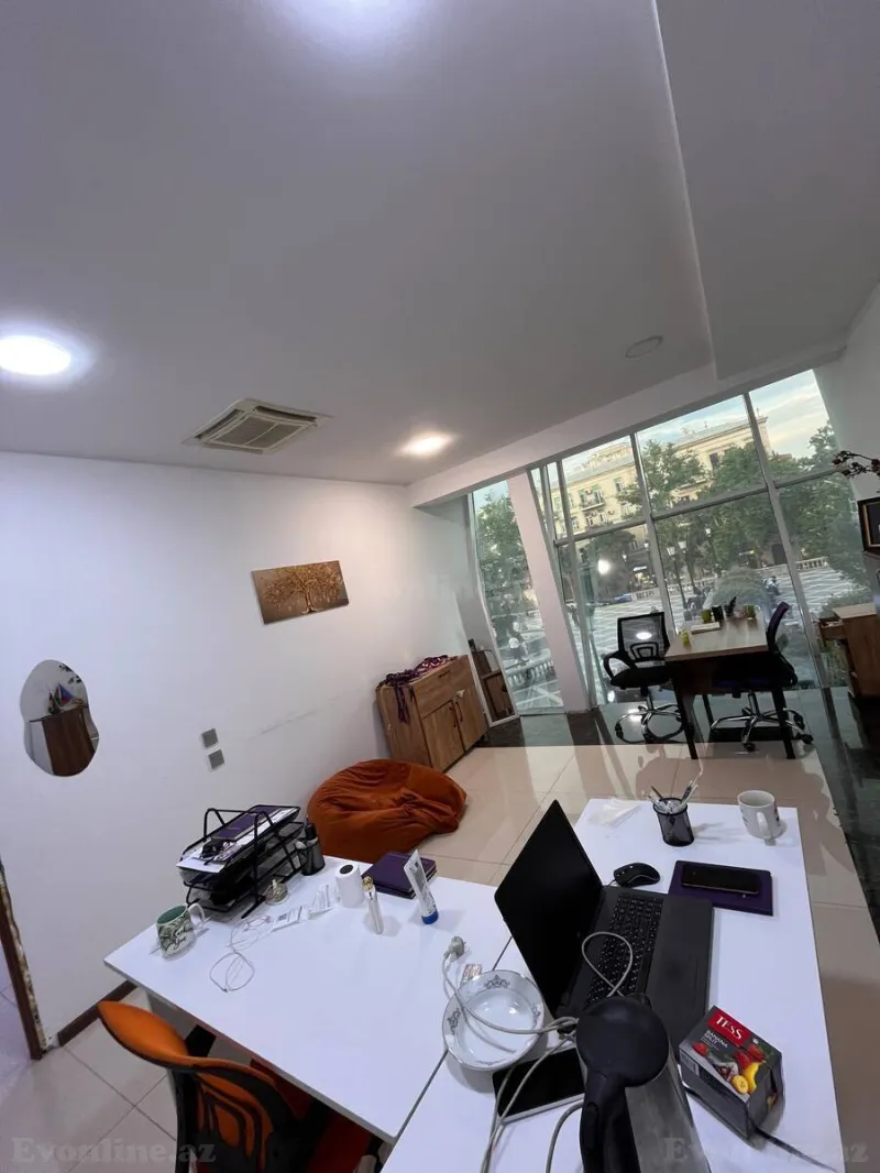 Kirayə verilir Ofis 18 m² Sahil m. - şəkil 2