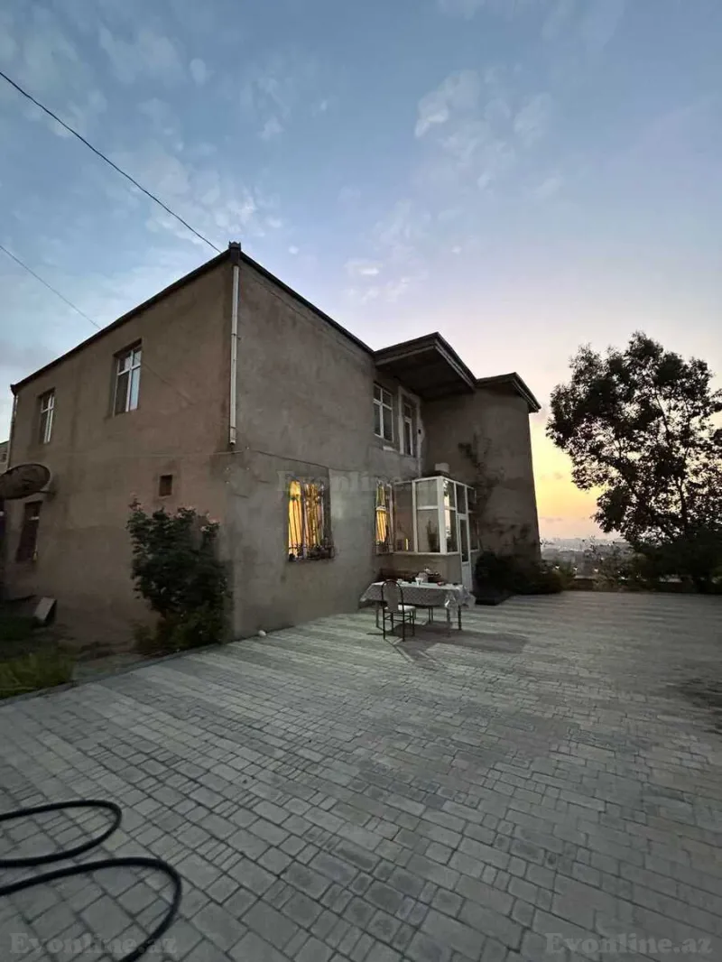 Satılır 7 otaqlı Həyət evi 270 m² Avtovağzal m. - şəkil 3