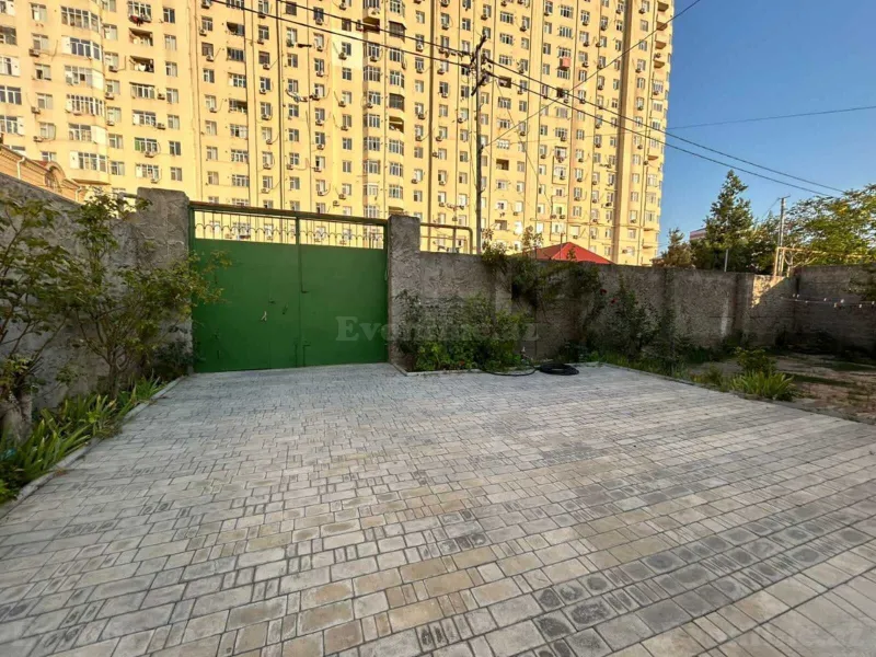 Satılır 7 otaqlı Həyət evi 270 m² Avtovağzal m. - şəkil 6