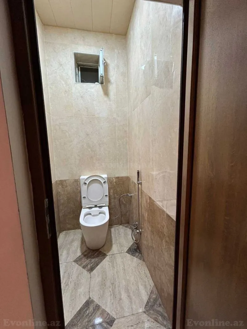 Satılır 7 otaqlı Həyət evi 270 m² Avtovağzal m. - şəkil 7
