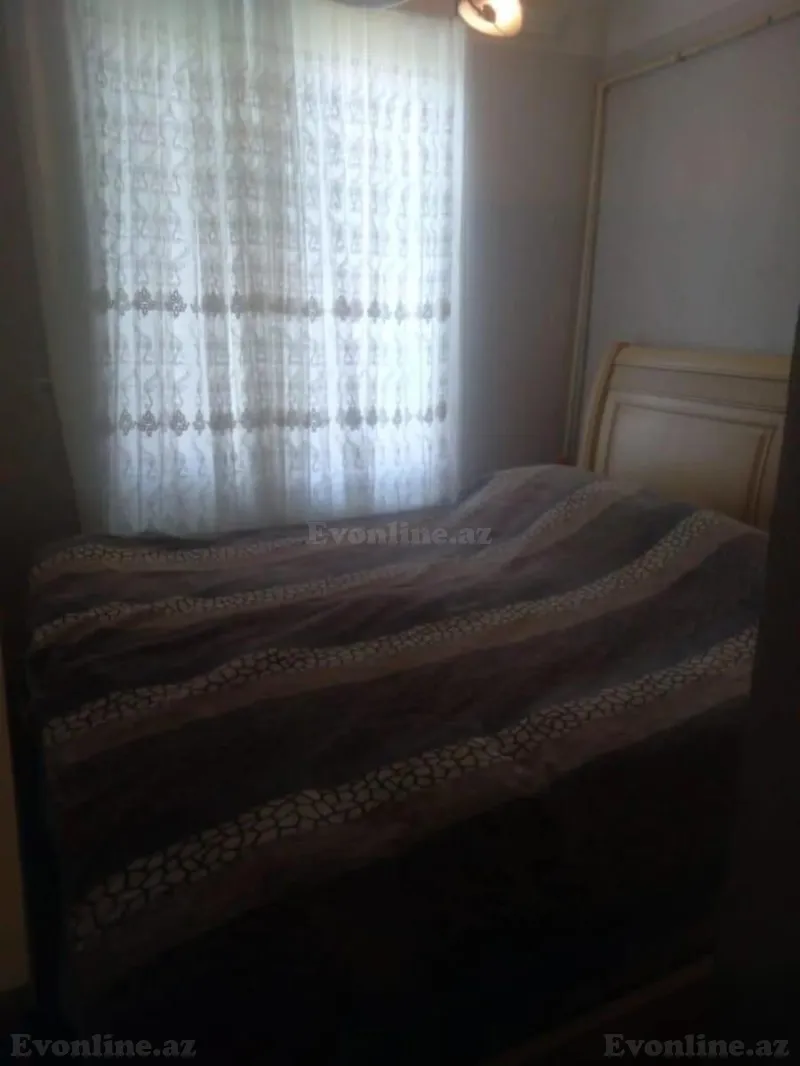 Satılır 2 otaqlı Mənzil Köhnə tikili 35 m² İnşaatçılar m. - şəkil 4