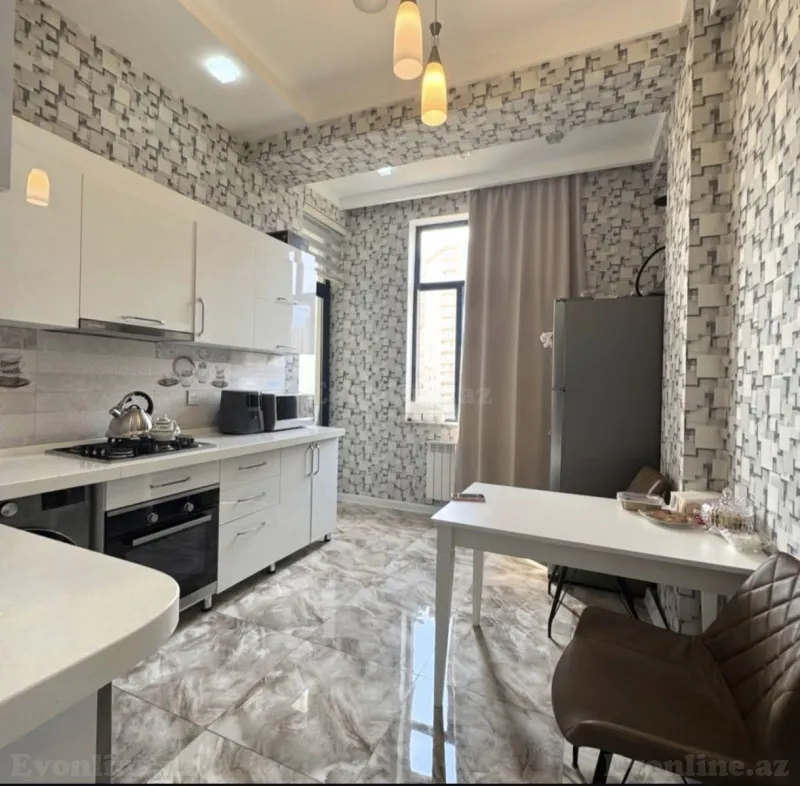 Satılır 3 otaqlı Mənzil Yeni tikili 95 m² İnşaatçılar m.