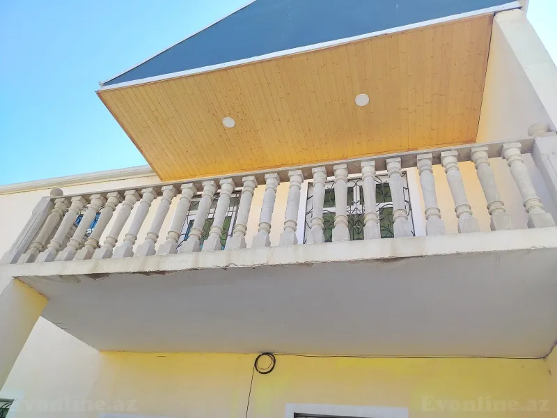 Satılır 4 otaqlı Həyət evi 168 m² Binə