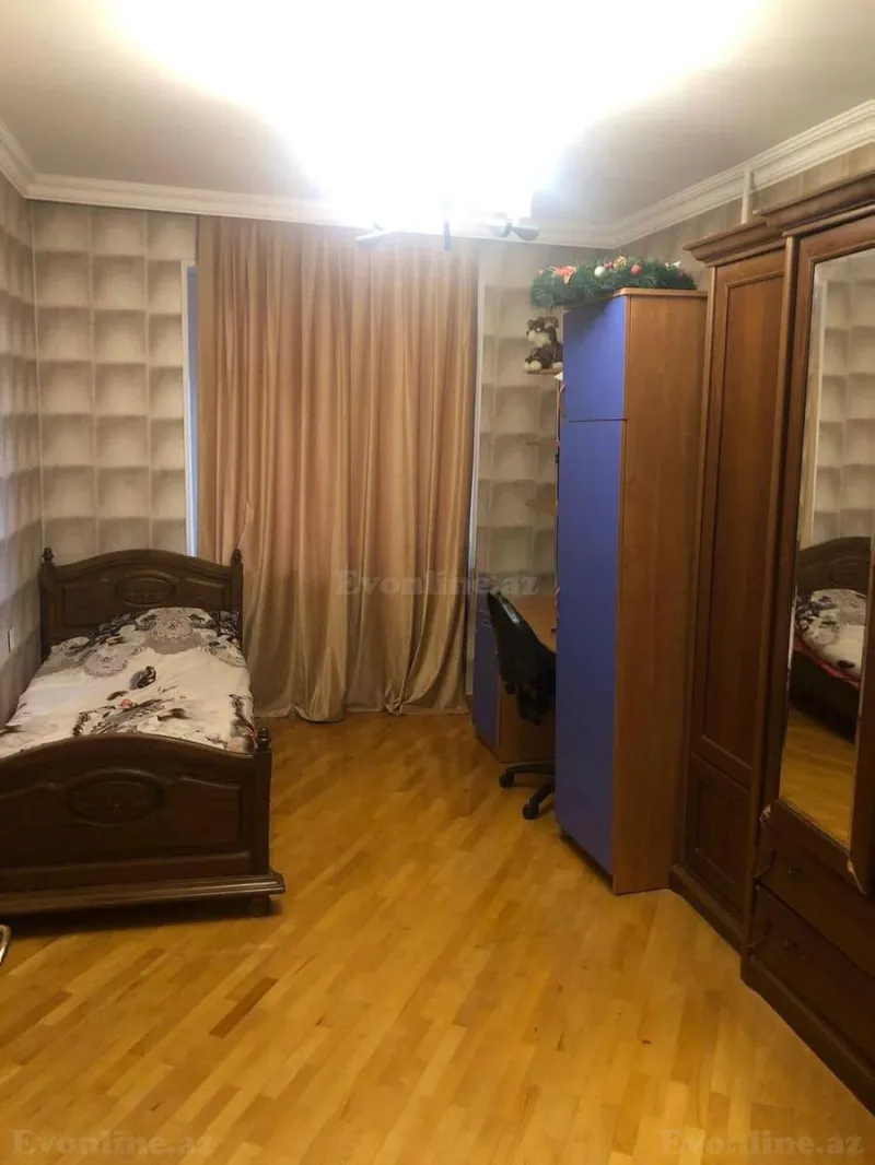 Kirayə verilir 4 otaqlı Mənzil Köhnə tikili 130 m² Azadlıq prospekti m. - şəkil 5