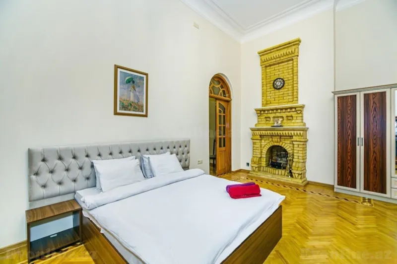 Kirayə verilir 4 otaqlı Mənzil Köhnə tikili 180 m² Səbail r. - şəkil 6