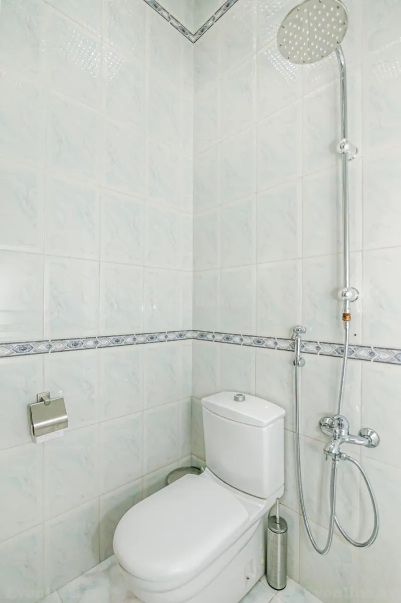 Kirayə verilir 4 otaqlı Mənzil Köhnə tikili 180 m² Səbail r. - şəkil 21