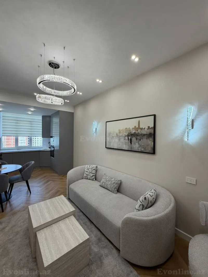 Satılır 2 otaqlı Mənzil Yeni tikili 70 m² Gənclik m.