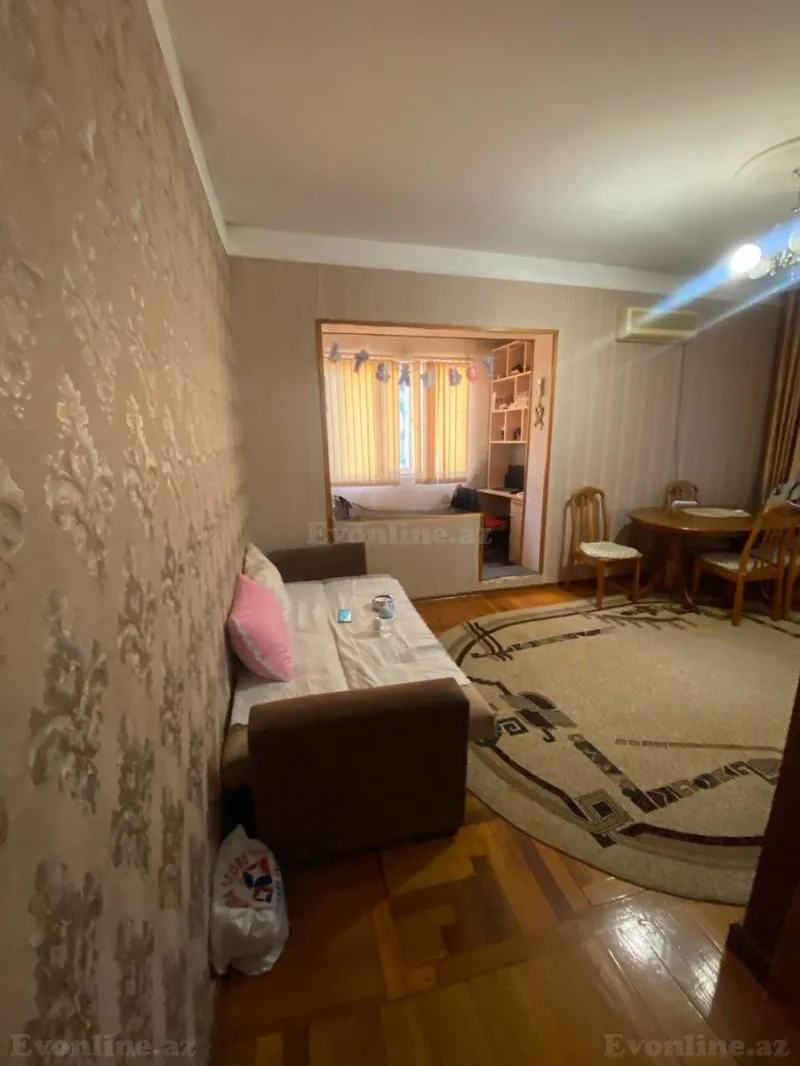 Satılır 2 otaqlı Mənzil Köhnə tikili 80 m² Memar Əcəmi m. - şəkil 3