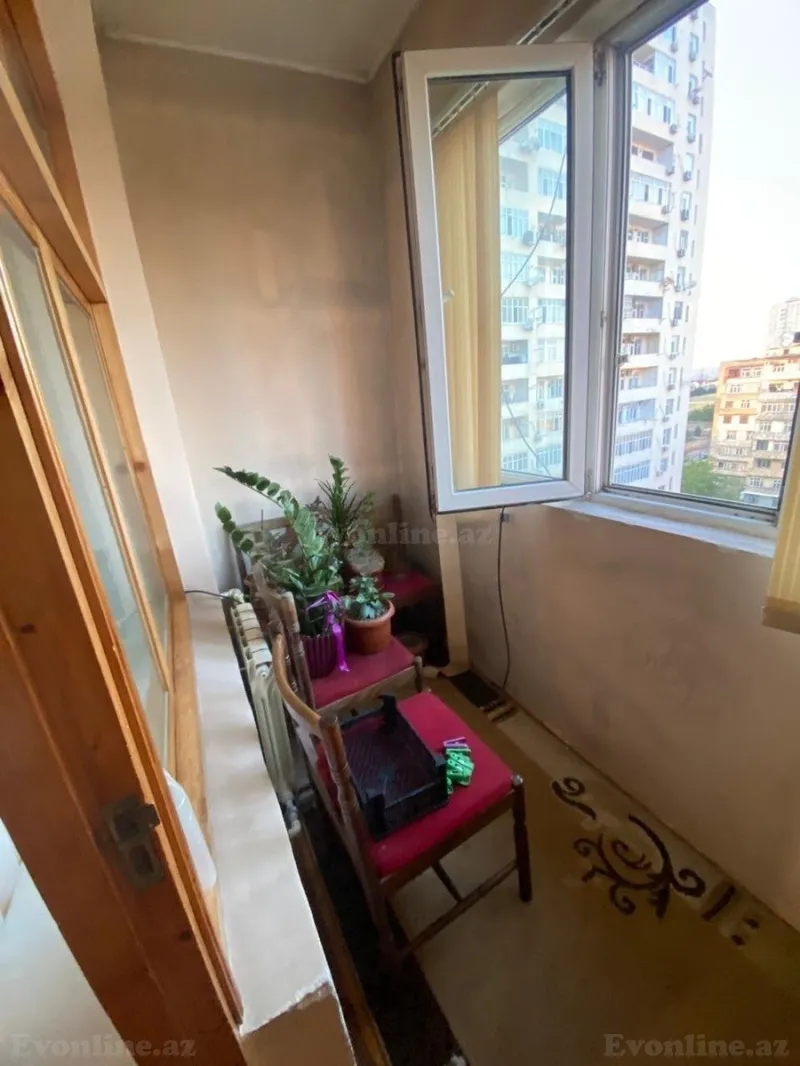 Satılır 2 otaqlı Mənzil Köhnə tikili 80 m² Memar Əcəmi m. - şəkil 12