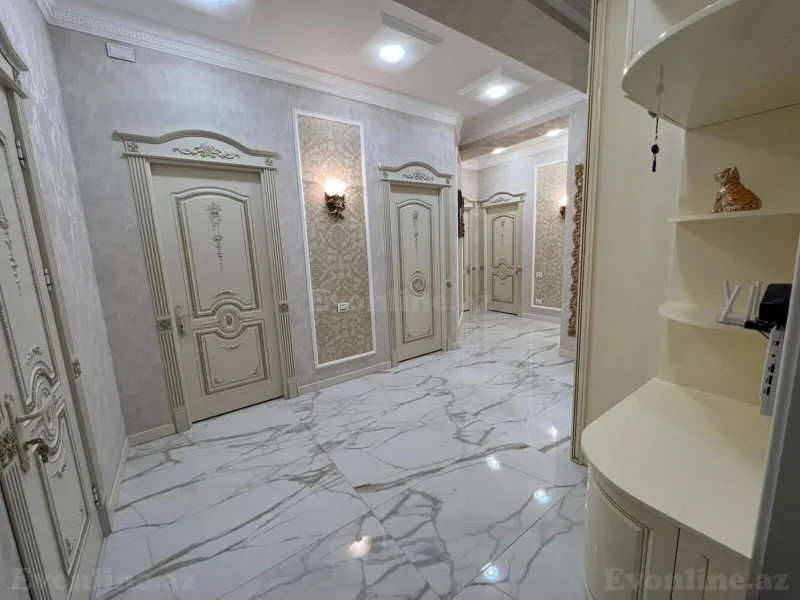 Satılır 3 otaqlı Mənzil Yeni tikili 125 m² Nərimanov r. - şəkil 2