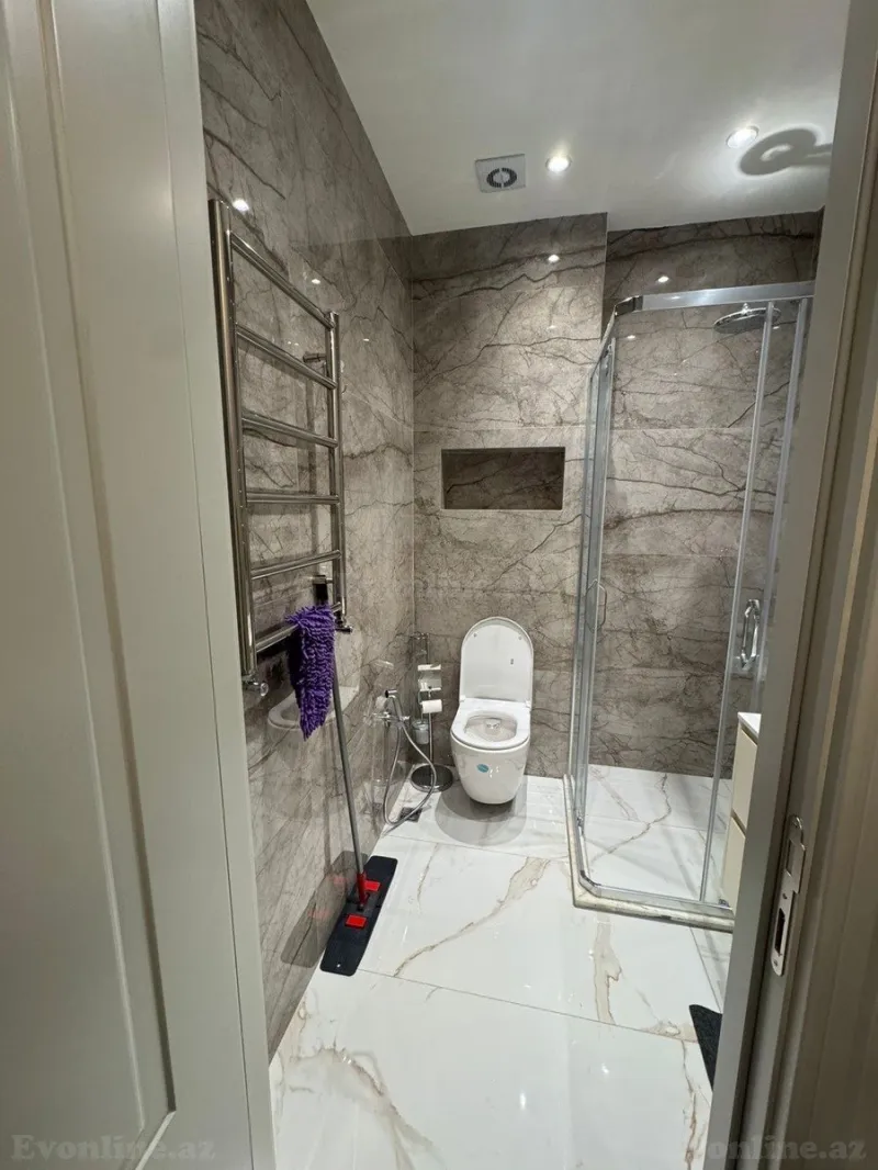 Kirayə verilir 3 otaqlı Mənzil Yeni tikili 70 m² Bakmil m. - şəkil 8
