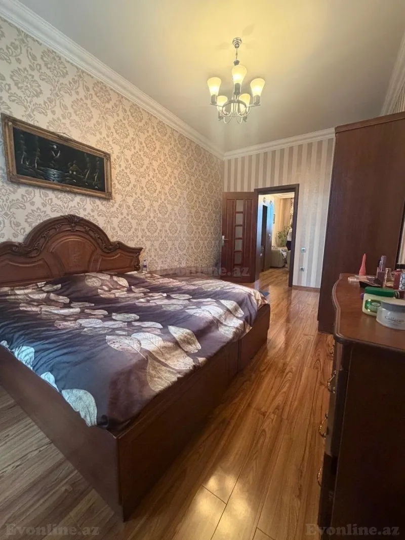 Satılır 2 otaqlı Mənzil Köhnə tikili 67 m² Elmlər Akademiyası m. - şəkil 4