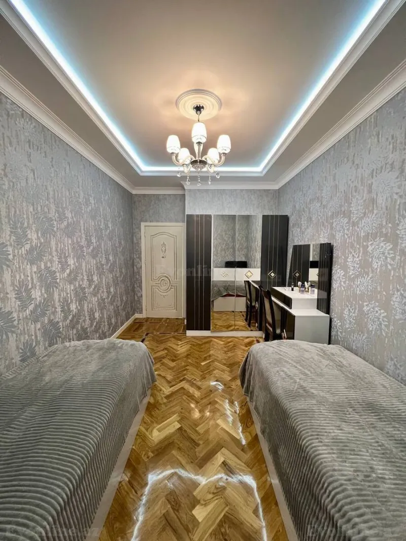 Satılır 3 otaqlı Mənzil Yeni tikili 176 m² 20 Yanvar m. - şəkil 13