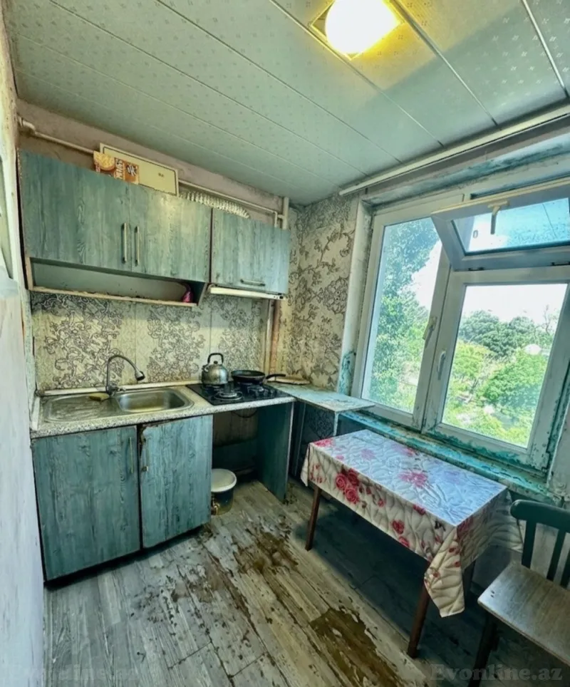 2 otaqlı Mənzil 60 m² Neftçilər m. Kirayə verilir