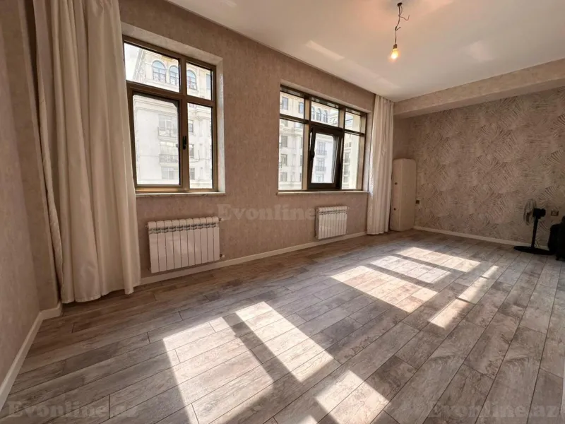 Satılır 3 otaqlı Mənzil Yeni tikili 130 m² Elmlər Akademiyası m. - şəkil 8
