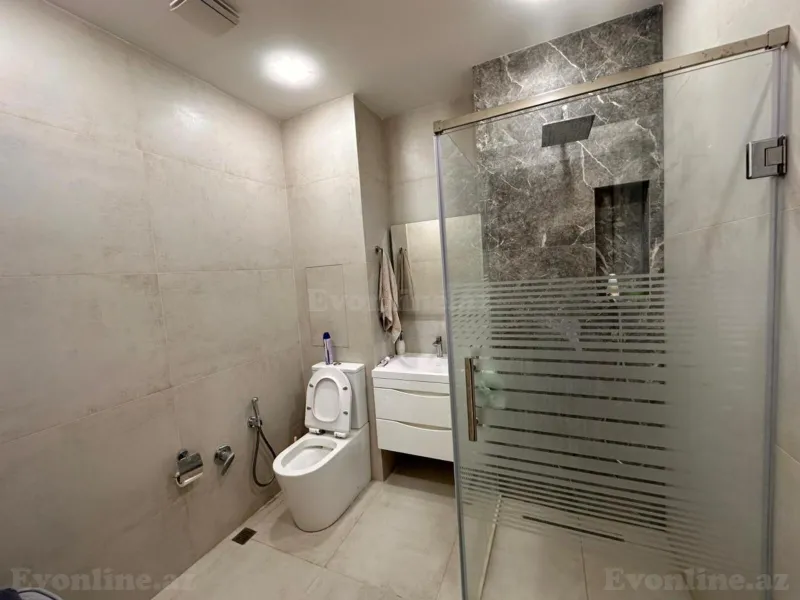 Satılır 3 otaqlı Mənzil Yeni tikili 130 m² Elmlər Akademiyası m. - şəkil 13