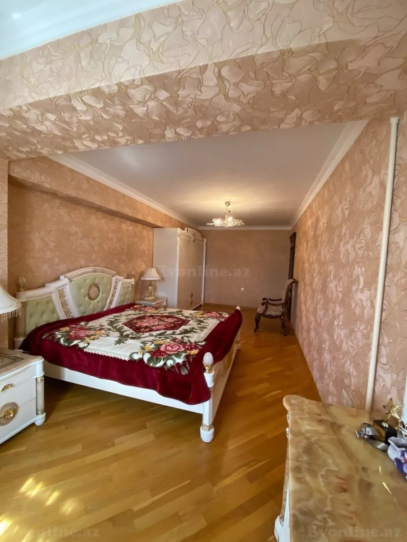 Satılır 3 otaqlı Mənzil Köhnə tikili 100 m² Yasamal r. - şəkil 12