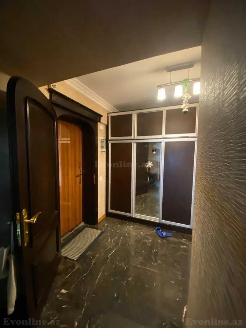 Satılır 3 otaqlı Mənzil Köhnə tikili 100 m² Yasamal r. - şəkil 20
