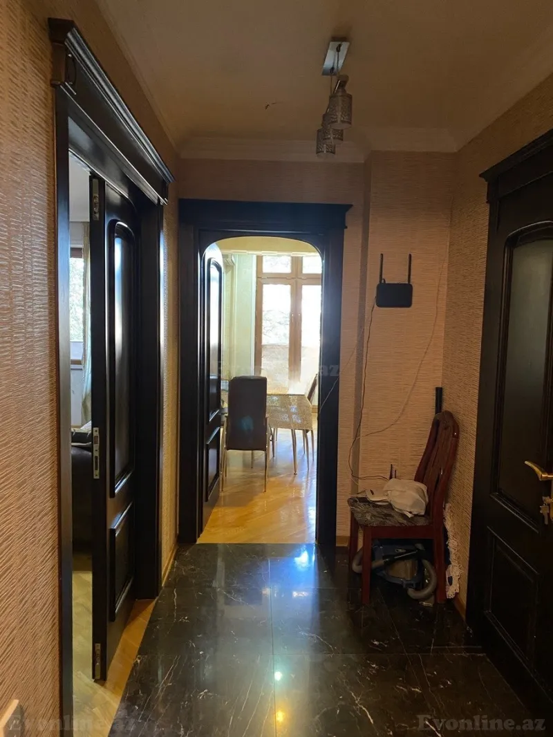 Satılır 3 otaqlı Mənzil Köhnə tikili 100 m² Yasamal r. - şəkil 21
