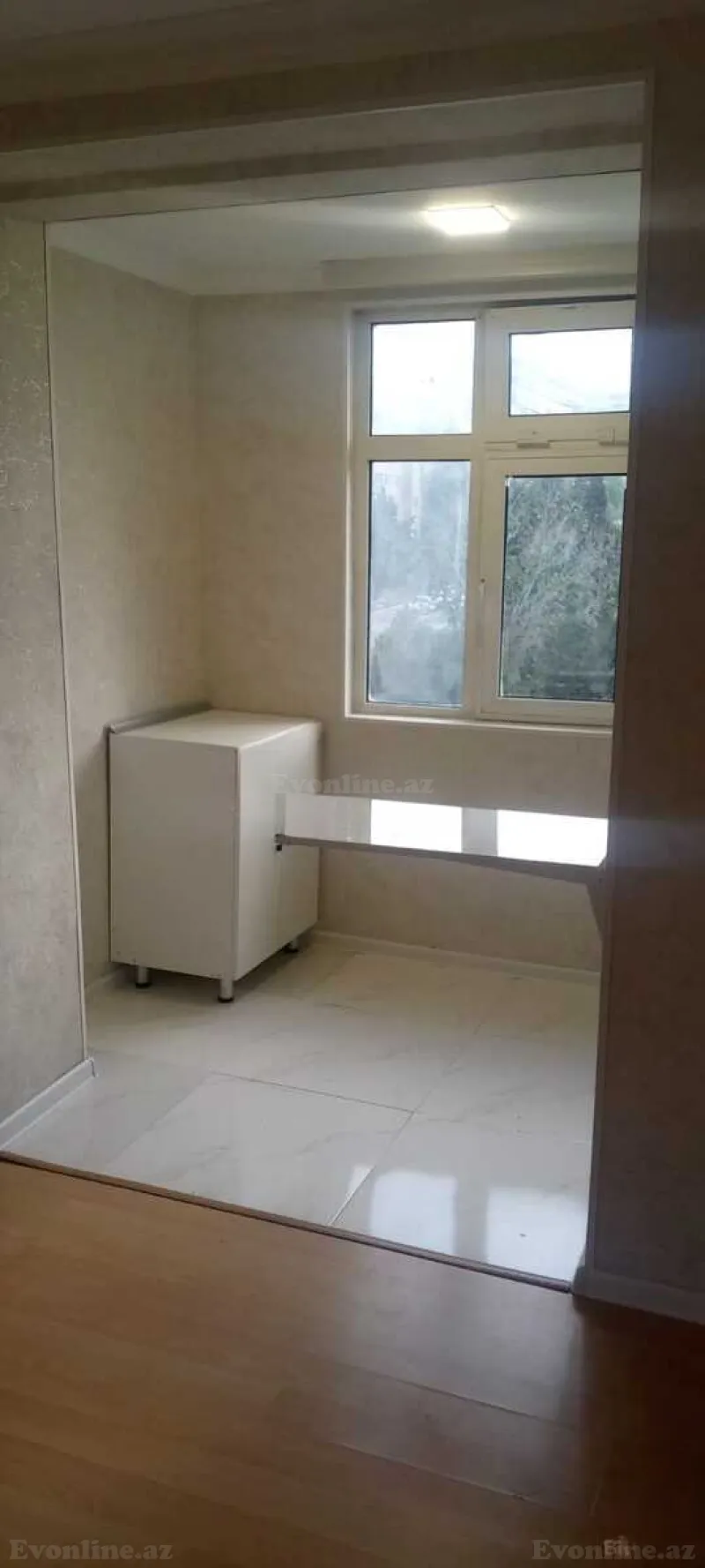Satılır 2 otaqlı Mənzil Köhnə tikili 45 m² İnşaatçılar m.