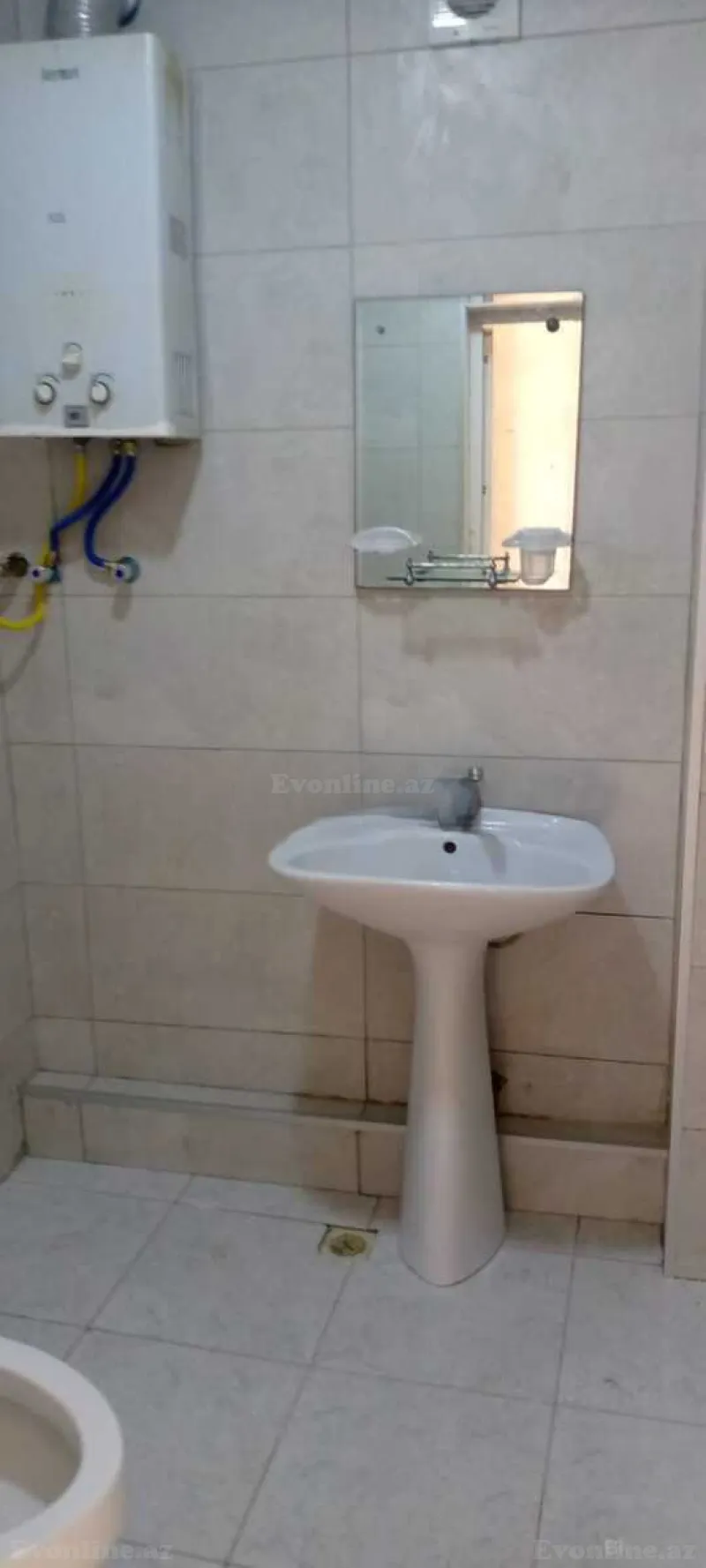 Satılır 2 otaqlı Mənzil Köhnə tikili 45 m² İnşaatçılar m. - şəkil 7
