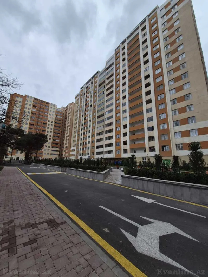 2 otaqlı Mənzil 75 m² Qara Qarayev m. Satılır