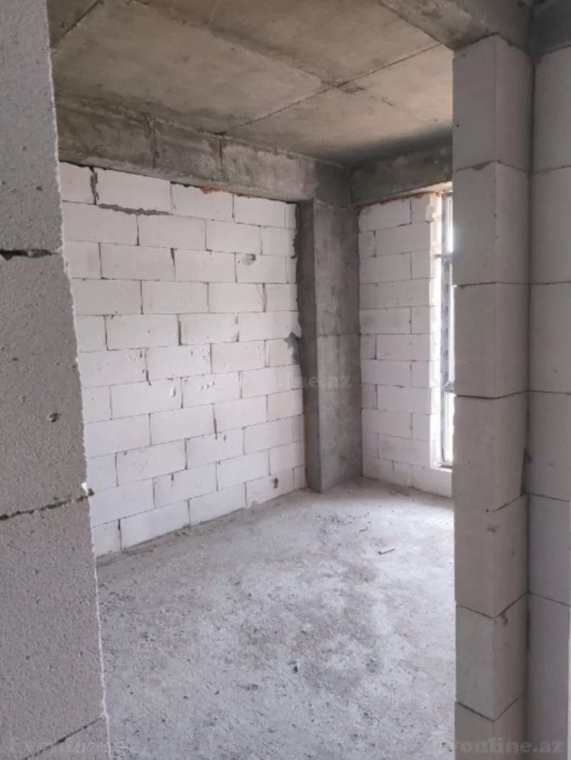 Satılır 2 otaqlı Mənzil Yeni tikili 75 m² Qara Qarayev m. - şəkil 3