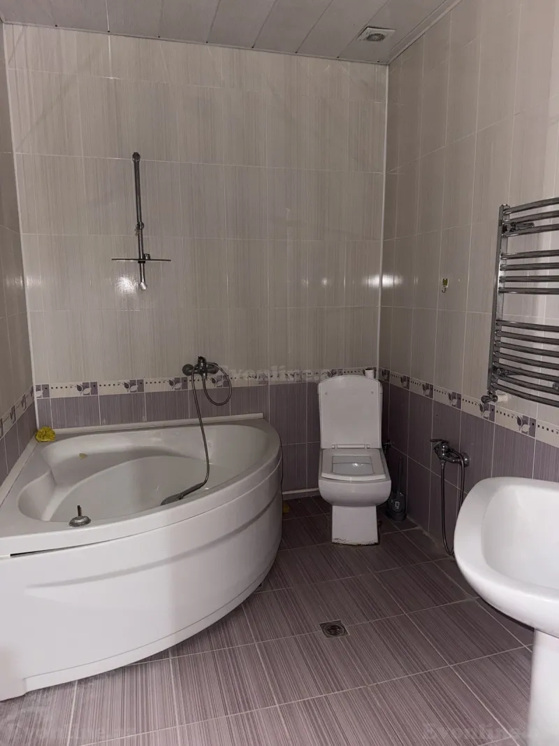 Kirayə verilir 3 otaqlı Mənzil Yeni tikili 100 m² 8 Noyabr m. - şəkil 10