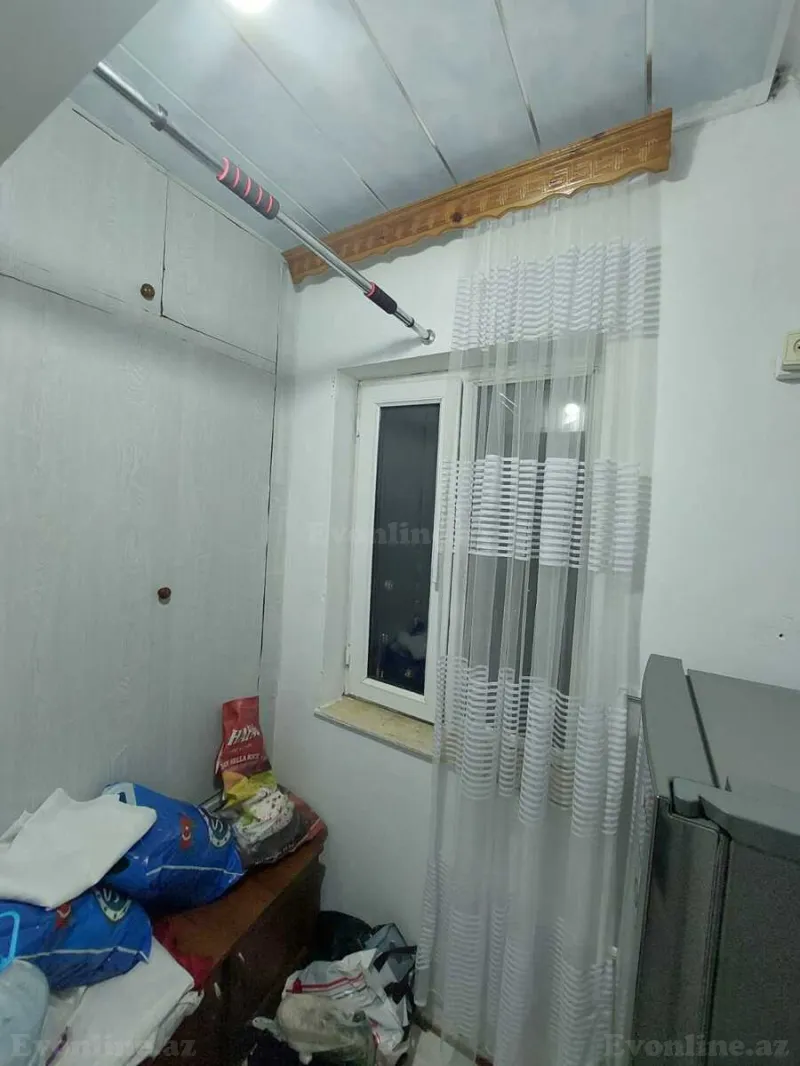 Satılır 2 otaqlı Mənzil Köhnə tikili 45 m² Yeni Günəşli - şəkil 6