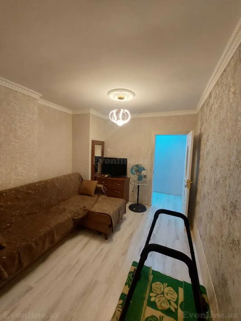 Satılır 2 otaqlı Mənzil Köhnə tikili 45 m² Yeni Günəşli - şəkil 8