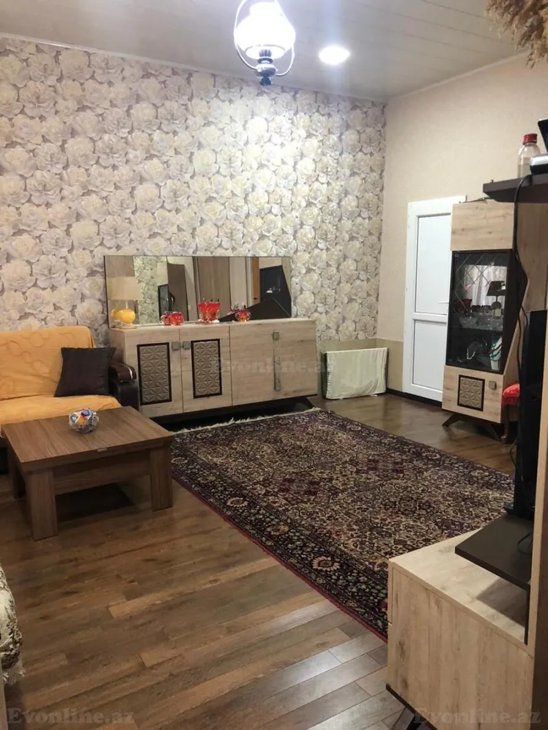 Satılır 1 otaqlı Mənzil Köhnə tikili 50 m² Səbail r. - şəkil 3