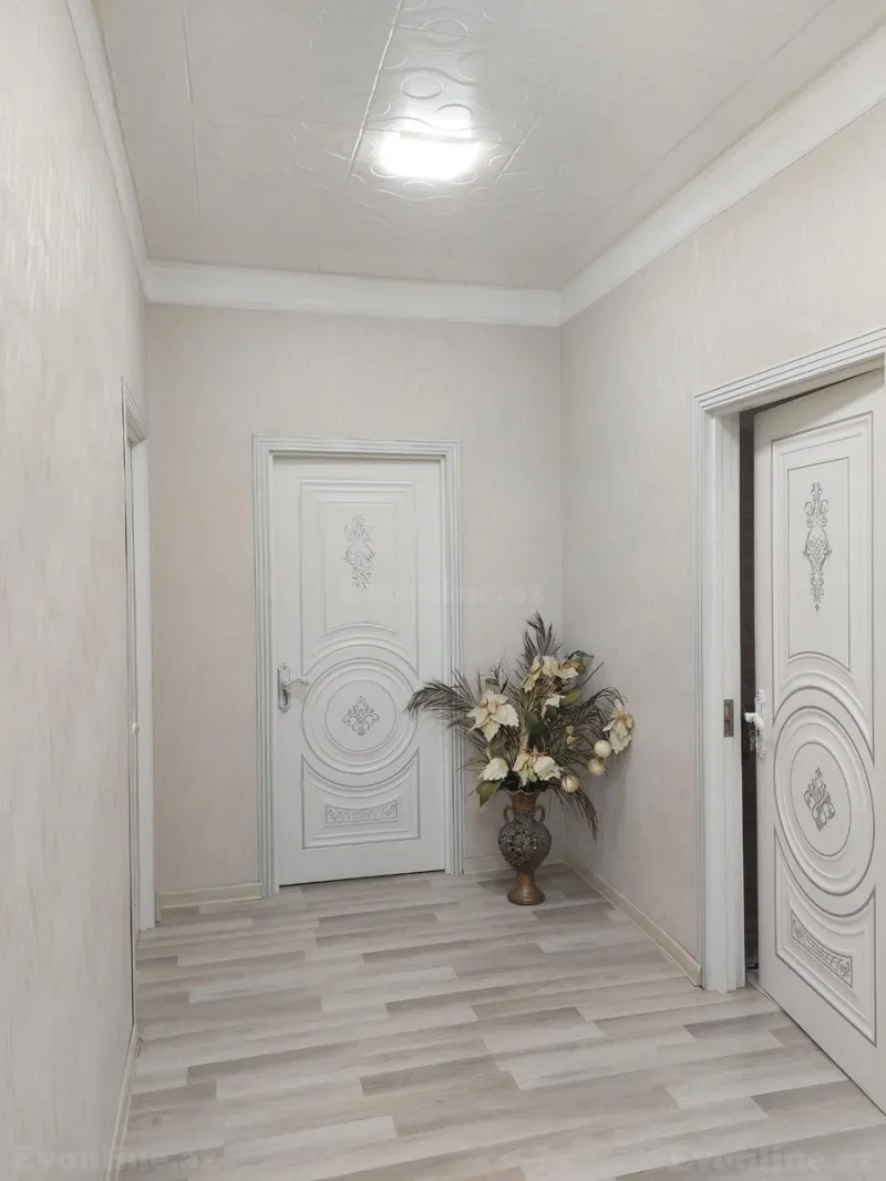 Satılır 3 otaqlı Mənzil Yeni tikili 150 m² İnşaatçılar m. - şəkil 2