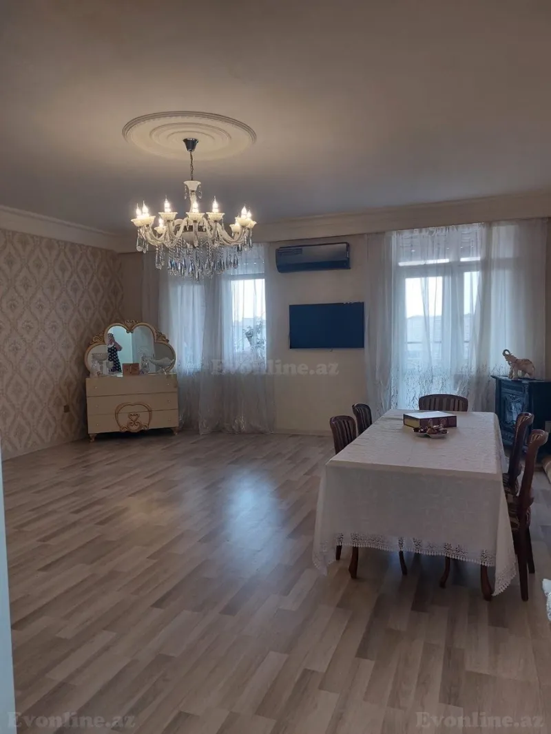 Satılır 3 otaqlı Mənzil Yeni tikili 150 m² İnşaatçılar m. - şəkil 4