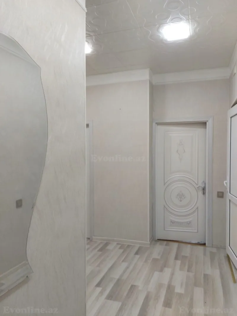 Satılır 3 otaqlı Mənzil Yeni tikili 150 m² İnşaatçılar m. - şəkil 6