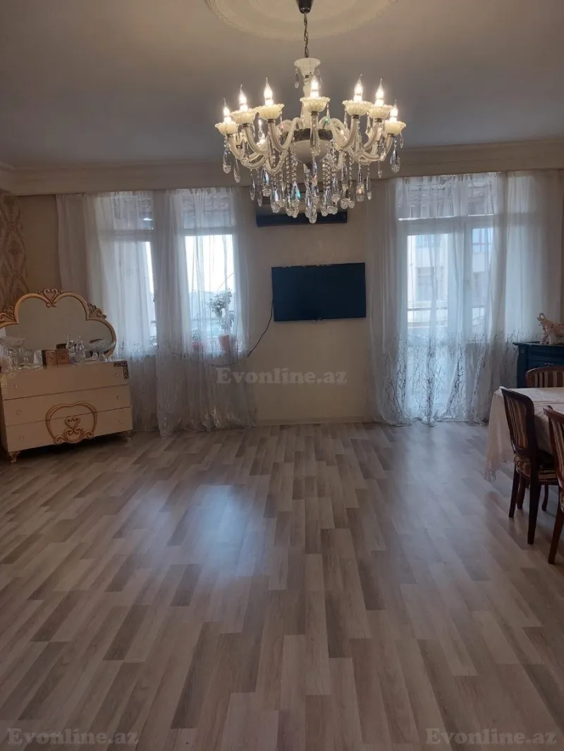 Satılır 3 otaqlı Mənzil Yeni tikili 150 m² İnşaatçılar m. - şəkil 11
