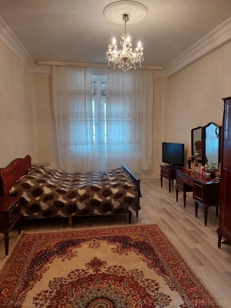 Satılır 3 otaqlı Mənzil Yeni tikili 150 m² İnşaatçılar m. - şəkil 12