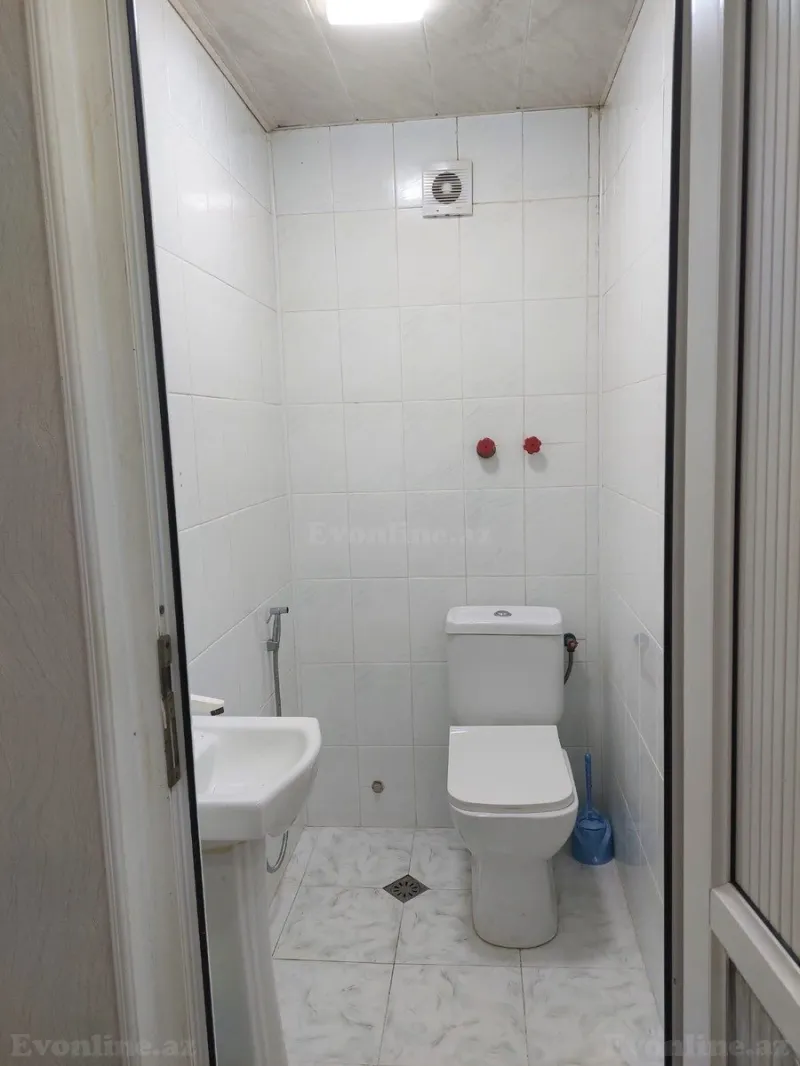 Satılır 3 otaqlı Mənzil Yeni tikili 150 m² İnşaatçılar m. - şəkil 14